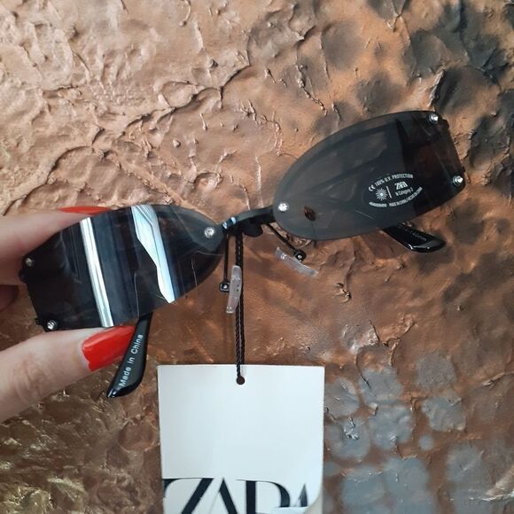 NWT Zara Visor Style Sunglasses - Picture 2 of 11